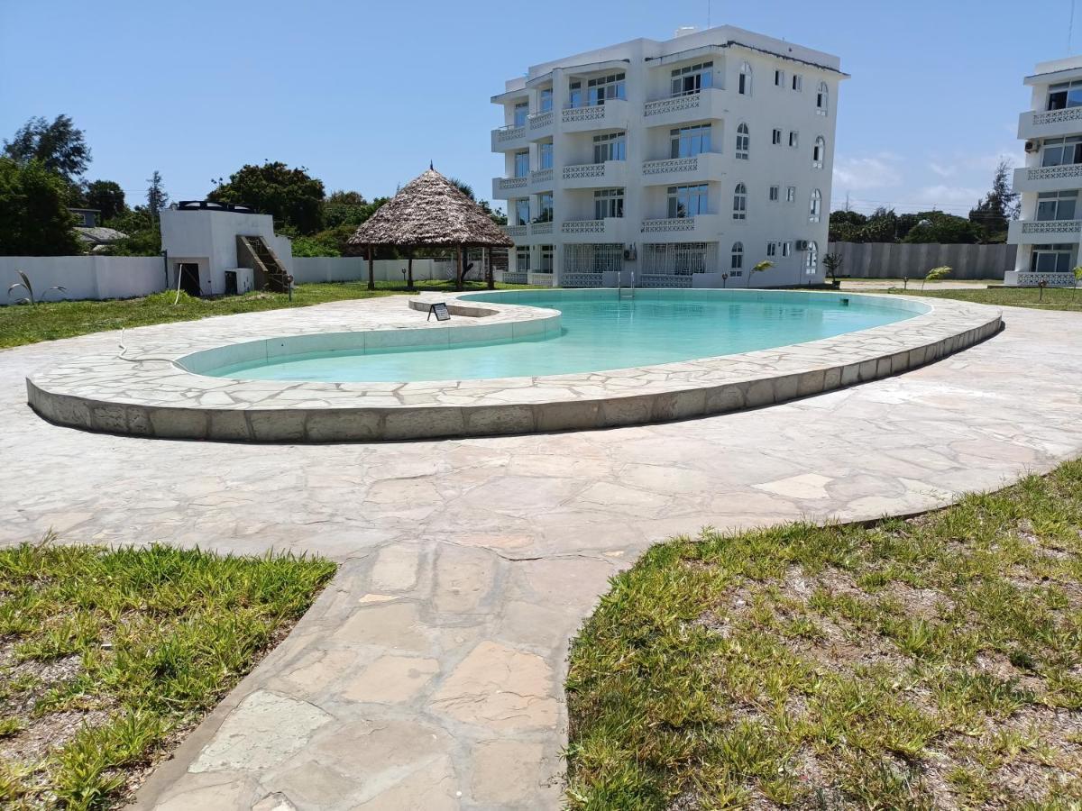 Havenhouse Kijani - 1 Bedroom Beach Apartment With Swimming Pool Malindi Exterior photo