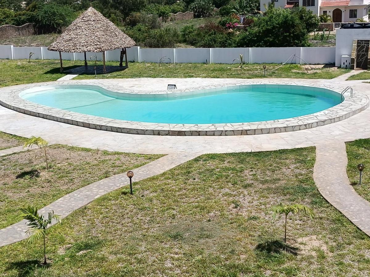 Havenhouse Kijani - 1 Bedroom Beach Apartment With Swimming Pool Malindi Exterior photo