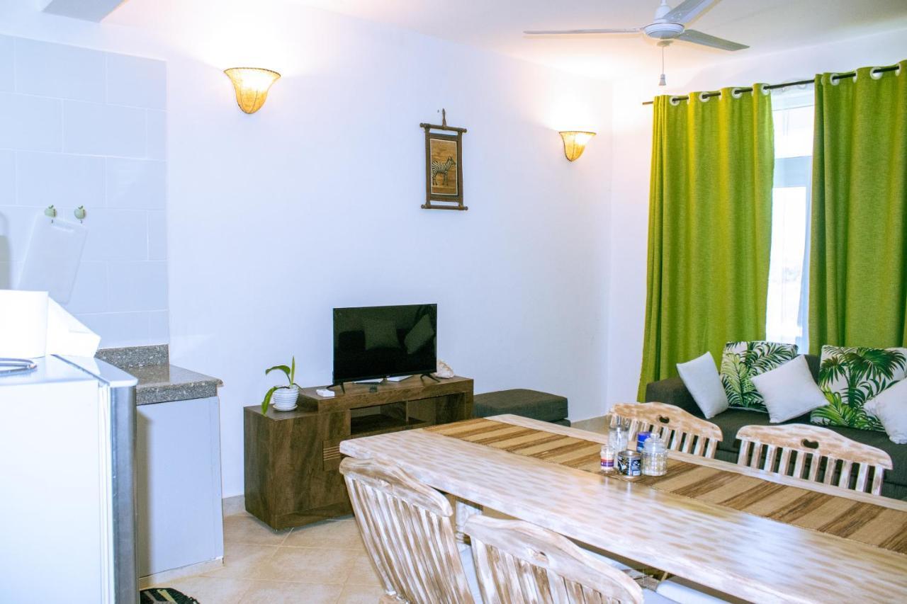 Havenhouse Kijani - 1 Bedroom Beach Apartment With Swimming Pool Malindi Exterior photo